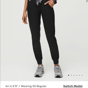 Figs Zamora Jogger Scrub Pants- Black, size S Petite